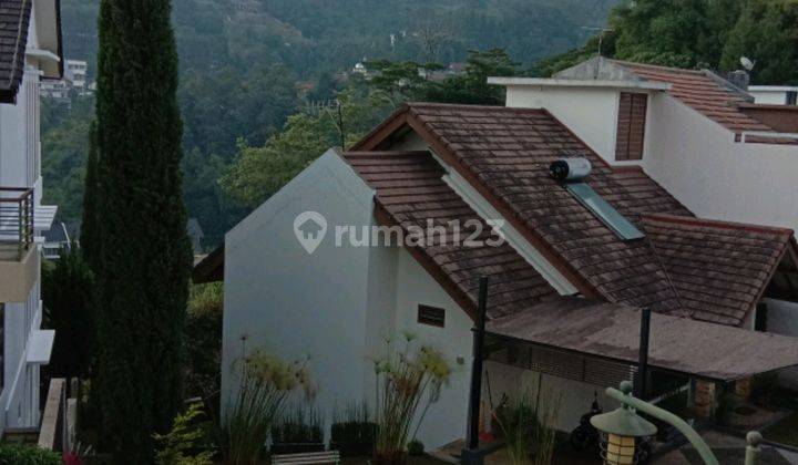 Rumah cantik Asri dikawasan Dago Pakar Resort Bandung 1