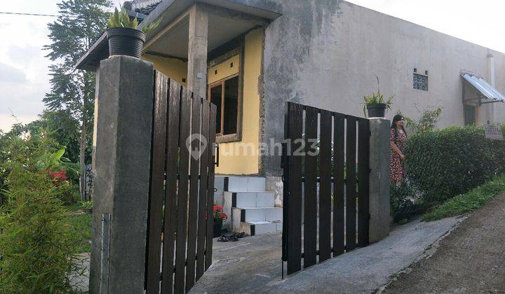 Rumah tinggal semi villa di Cisasawi Taman Cihanjuang view kota Cimahi dsk 1