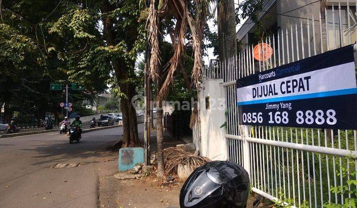 Rumah Hitung Tanah Hoek di Kebayoran Lama, Jakarta Selatan 2