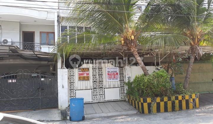 Rumah Muara Karang Blok 9