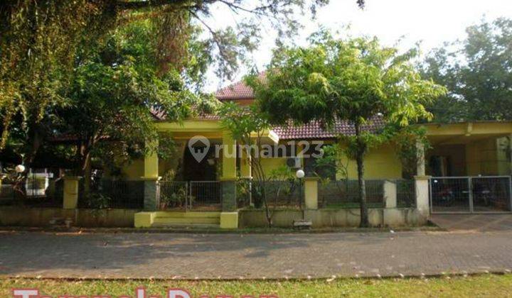 Rumah satu tengah lantai  di kemang pratama  Bekasi 1