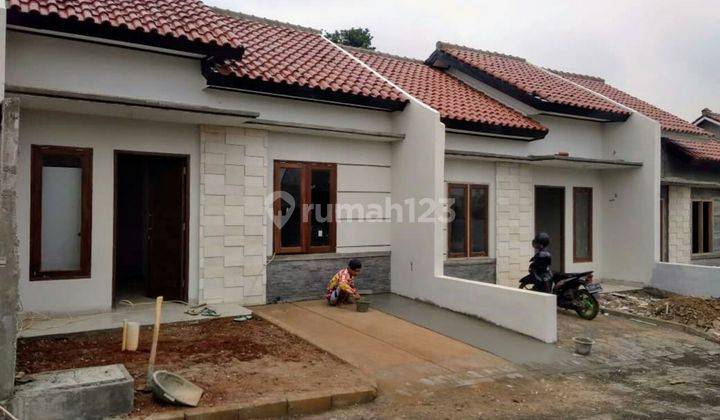 rumah Depok pancoran mas mampang depok siap huni ready dekat stasiun KRL, MRT, pintu toll- halte busway bebas banjir dekat sekolah dan pariwisata 1