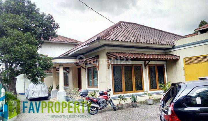 Rumah dan 15  kos2an Salemba Jakarta 1