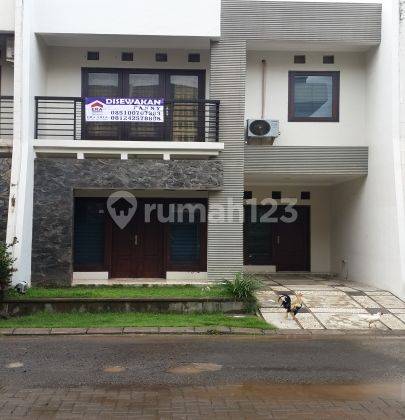 Rumah Jalan Hertasning Raya Komp Makassar Town House 1