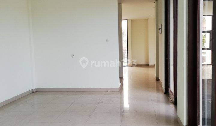 Rumah Dijual, 4 Bedroom, Kolam Renang, di Renon, Denpasar, Bali 2