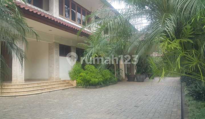 RUMAH PONDOK INDAH VIEW GOLF