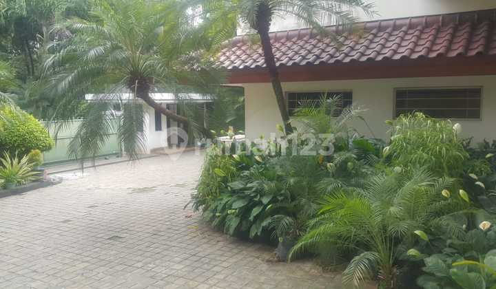 RUMAH PONDOK INDAH VIEW GOLF 2