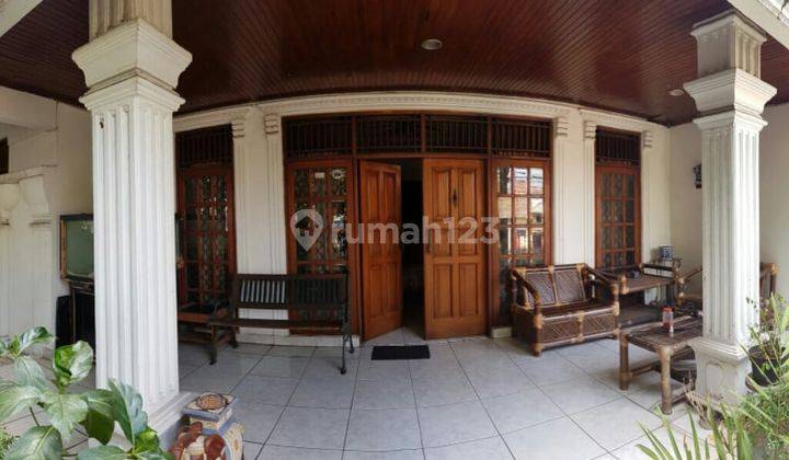 RUMAH BAGUS  TERAWAT LUAS DI TEBET 1