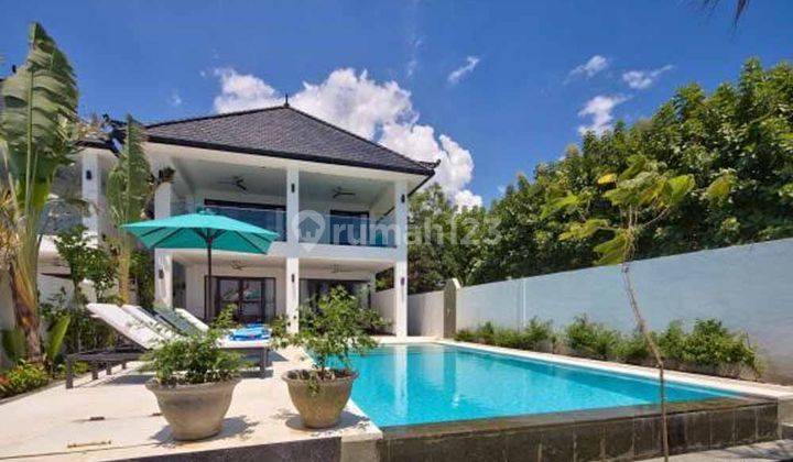 BEACHFRONT Modern Villa at Lovina area, 7 mins to Central Lovina 2