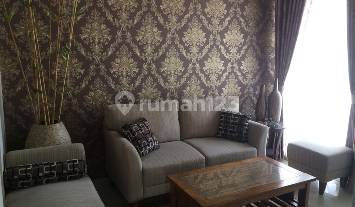 Penawaran khusus bulan July Rumah posisi hook asri lingkungan tenang dan nyaman 2