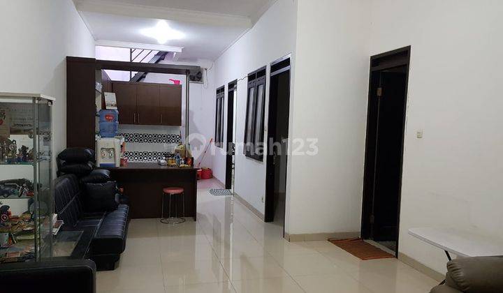 Rumah 1,5 Lantai Dalam CLUSTER di BATUNUNGGAL , Semi Furnished 1