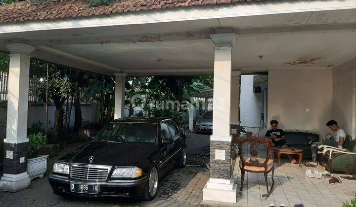 Rumah lama lokasi Komersil di Menteng, Jakarta pusat. JARANG ADA!! 1