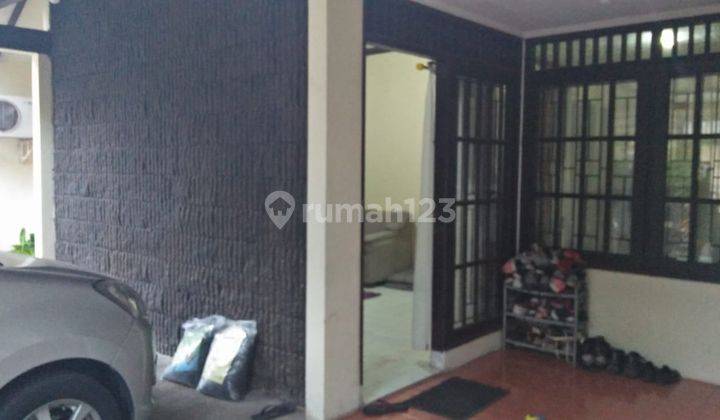 Rumah asri di Lokasi Tenang 1