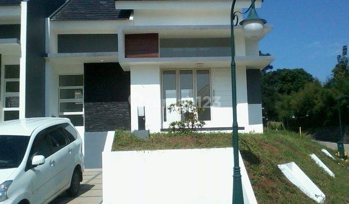 Rumah Asri Hook Di Rancamaya Golf Estate Bogor Dekat Jalan Tol 1