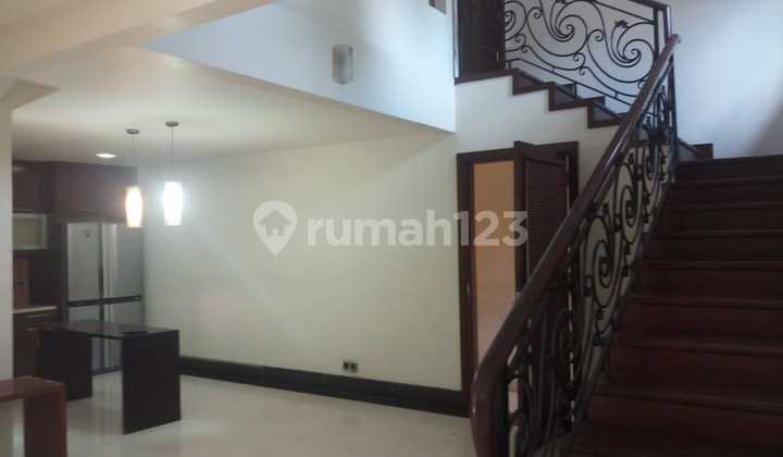 Radio Dalam Dekat Blok M, Boleh Buat Kantor, Jalan Lebar 2