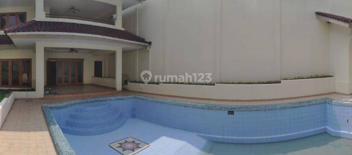 Rumah siap huni ada kolam renang Cilandak jakarta Selatan 2