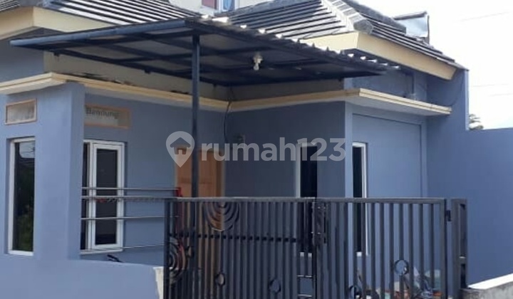 Rumah unik minimalis siap huni di cinunuk dekat kampus UPi 1