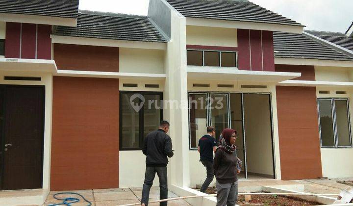 Di jual rumah di depok ready siap huni tanpa dp, dekat MRT, dekat stasiun kereta,dekat pintu toll, dekat halte busway dekat pusat pendidikan,dan pusat perbelanjaan dan kuliner 1