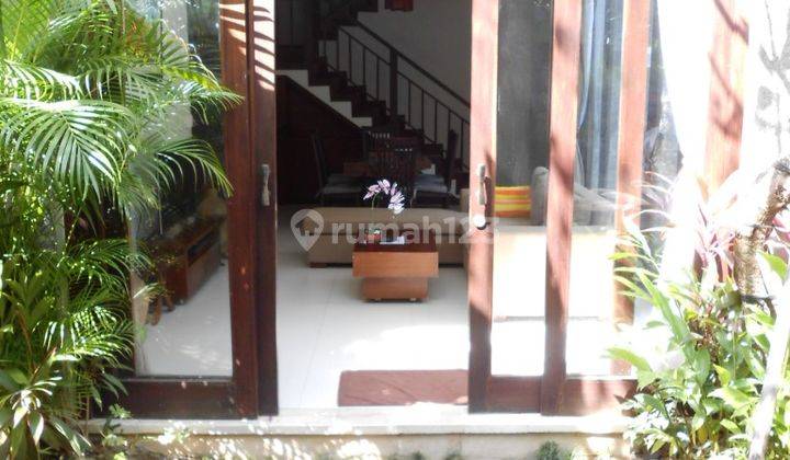 Beautiful 3 Bedrooms Villa di Jl Semer - Kerobokan 2