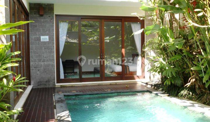 Beautiful 3 Bedrooms Villa di Jl Semer - Kerobokan 1