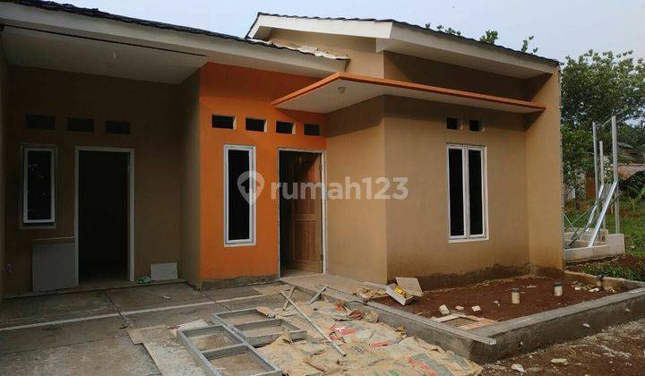 Di jual rumah tanah baru depok ready siap huni Dekat MRT, dekat stasiun kereta,pintu toll, halte busway, pusat pendidikan,wisata,kuliner,dan perbelanjan 1