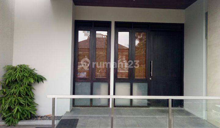 Rumah Lux Minimalis Full Furnished Siap Pakai di Sayap Pasteur 2