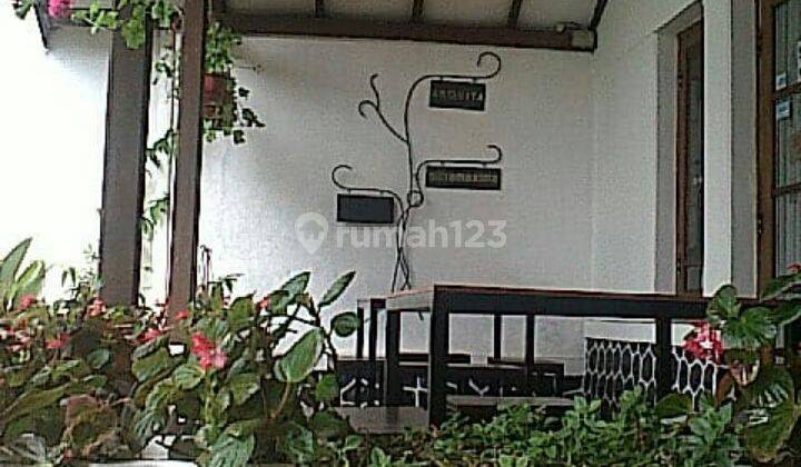 Rumah lama terawat kokoh di jl.belitung cocok buat hunian dan kantor 2