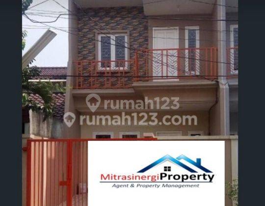 Rumah minimalis 2 Lt siap huni full renovasi harga terjangkau 1