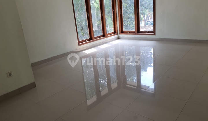 rumah cantik jarang ada 2