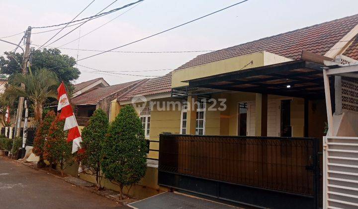 Rumah Murah Pamulang Estate Luas Tanah 213 m ( 13,3 m  X 16 m) seharga NJOP 1 M, Lingkungan Asri, view Lapangan Hijau 2