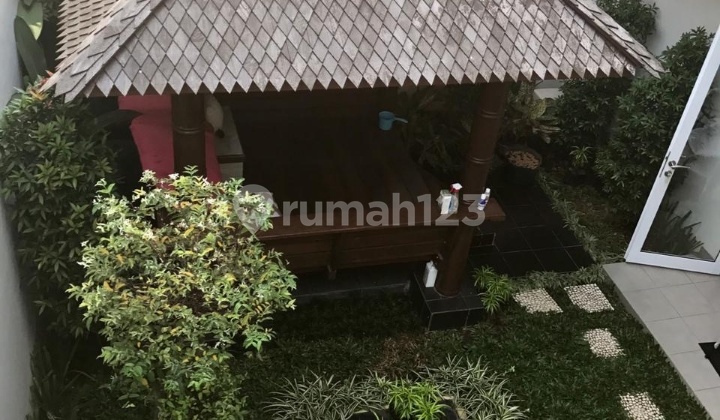 Rumah Cantik Full Furnish Lebar 12x18 Premium Summarecon Bekasi 2