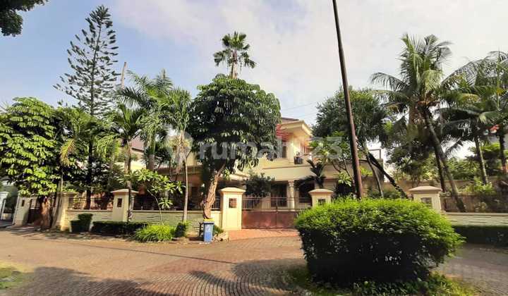 Rumah MEWAH, Klasik, Siap Huni dalam Cluster Bintaro Jaya Sektor 3