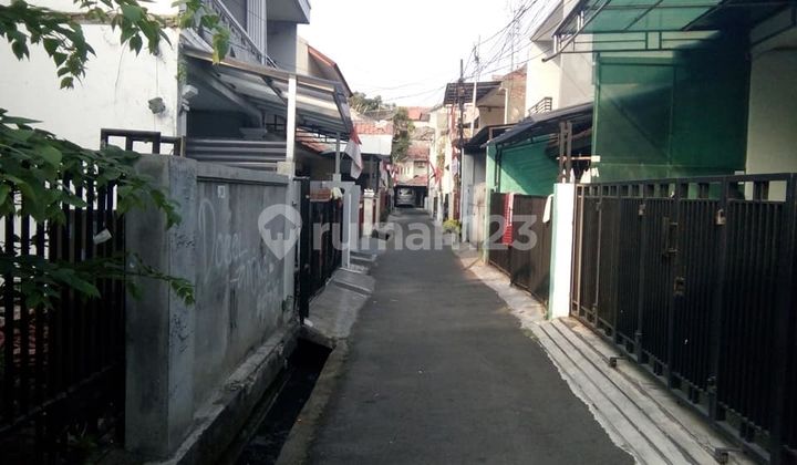 Rumah Lama Hitung Tanah di Jl Tebet Timur Dalam Luas 9M X 15M, Murah, Hub 0813xxxx Satu Delapan Tiga Delapan