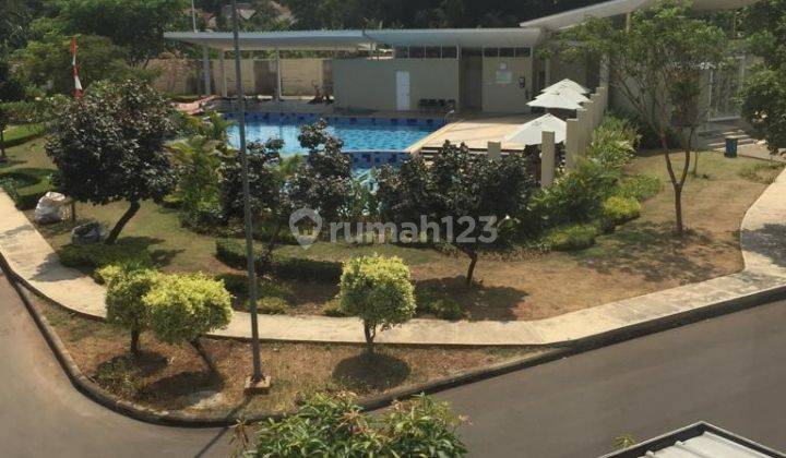 rumah siap huni di lengkapi fasilitas kolam renang untuk warganya 2