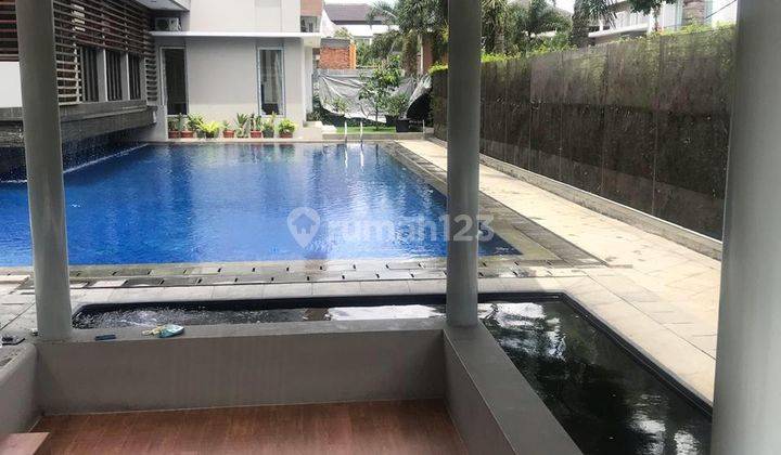 Rumah EXCLUSIVE Mewah Ada KOLAM RENANG di Batununggal Bandung 1