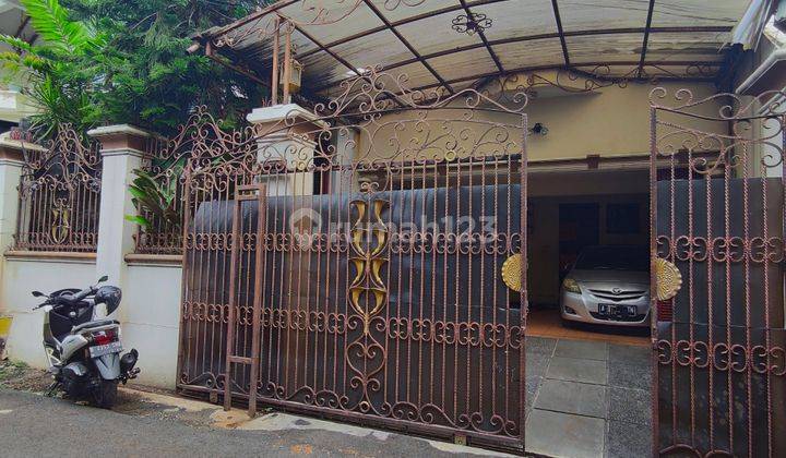 Rumah bagus deket taman kota , Tebet barat 1