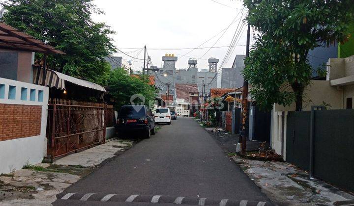 Rumah Murah Bendungan Hilir LT 131 m2, 2 Lantai, view gedung MPR/DPR 2