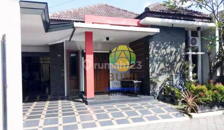 Rumah Cluster di Komplek Perumahan Solo Baru 1