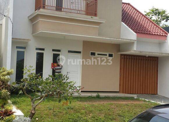 Edisi BU satu unit rumah second 2 lantai bagus dan murah sekali 1