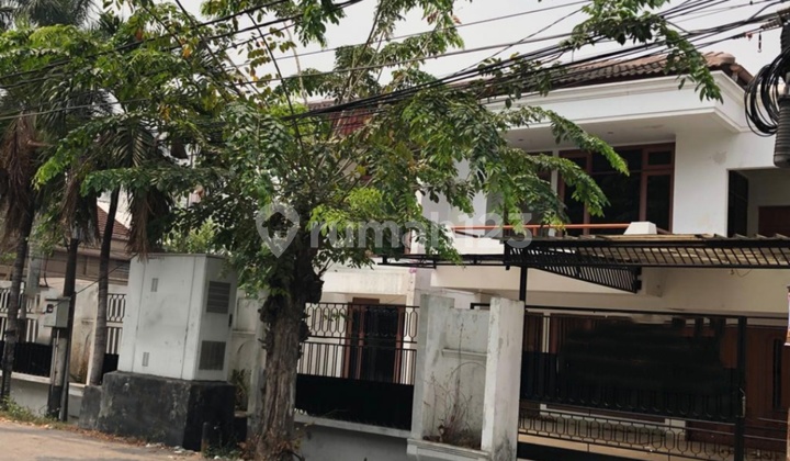 RUMAH HUK TAMAN RATU YANG BESAR HANYA DIHITUNG TANAH SAJA 2