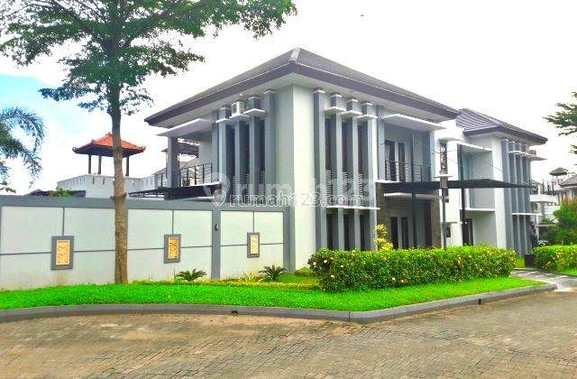 Rumah Luas Mewah Dalam Perumahan Palagan 1