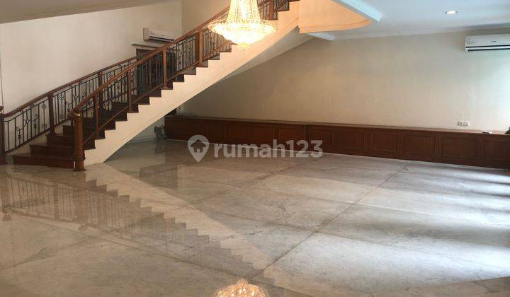 Rumah di lokasi prima Senopati Kebayoran Baru 1