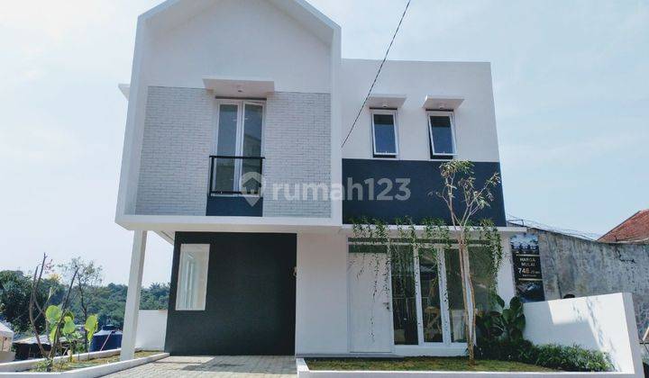 Rumah Sejuk Scandinavia Cikutra akses dekat Gedung Sate Bandung 1