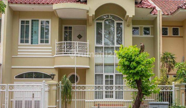 RUMAH SANGAT CANTIK di Taman Mutiara Pakuwon City SHM, 2lt, SEMI FURNISHED 1