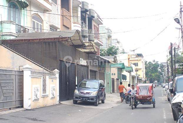 Rumah Jl. Jambi, Pandau Hulu I, Medan -R-0183 2