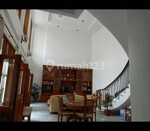 rumah cantik dan megah hrg murah dibawah pasaran 2