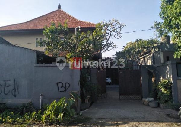 Price Drop! House on Jl. Gunung Kalimutu Alley XIX 2