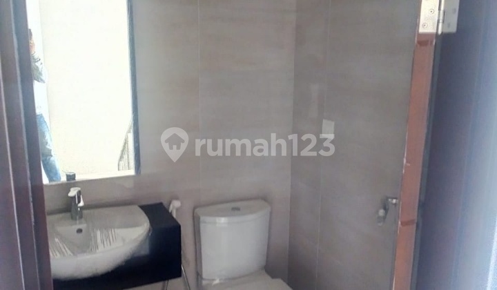 Rumah Orchestra Golf Island Pik Pantai Indah Kapuk Jakarta Utara 2