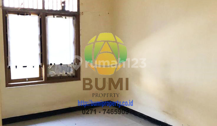 Ready-to-use house located near the Airport.