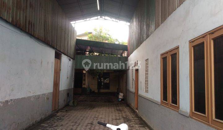 Rumah di Tepi Jalan Propinsi, Murah, Cocok untuk Workshop 2